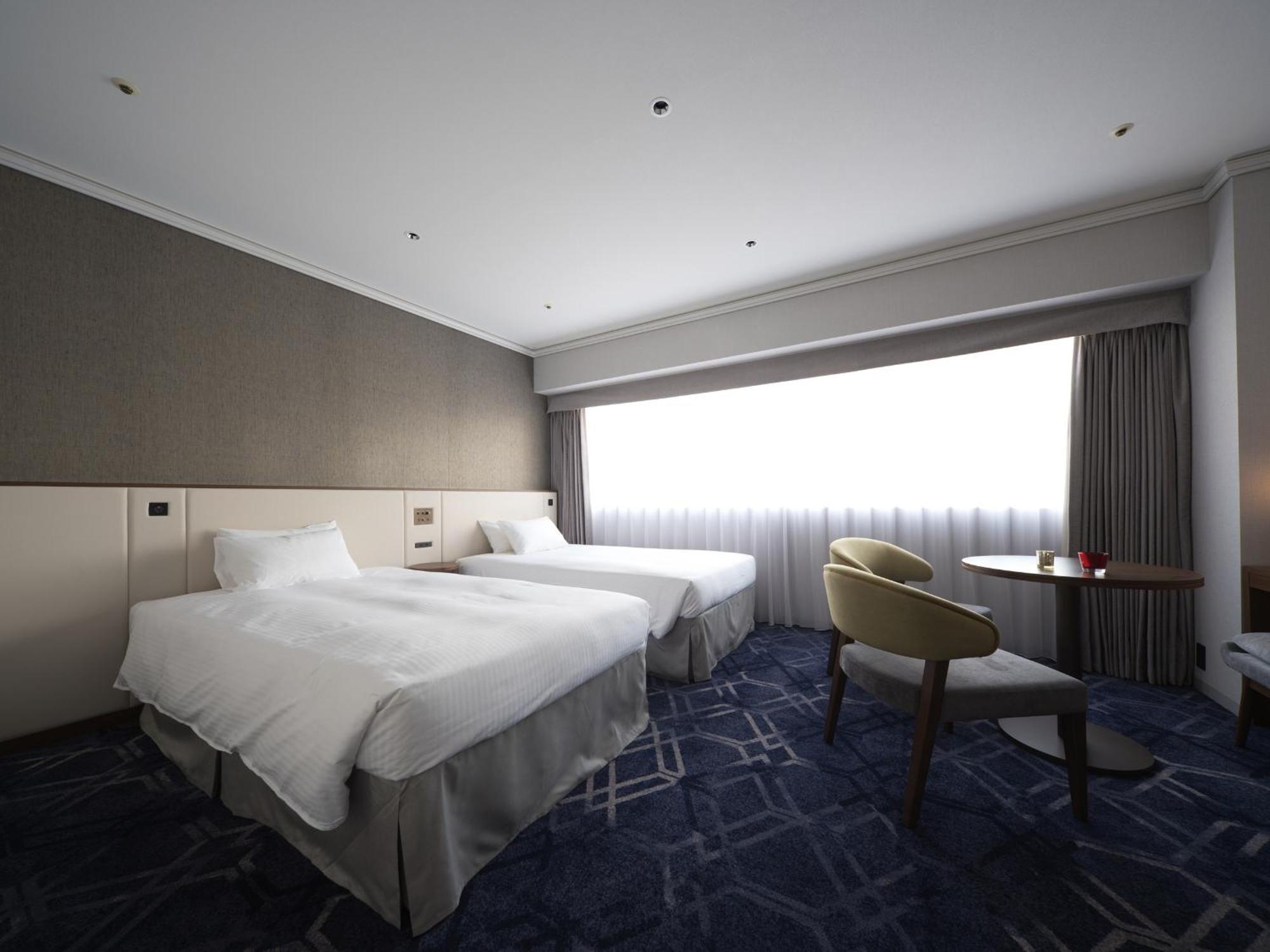 Hotel Nikko Himeji Exteriör bild